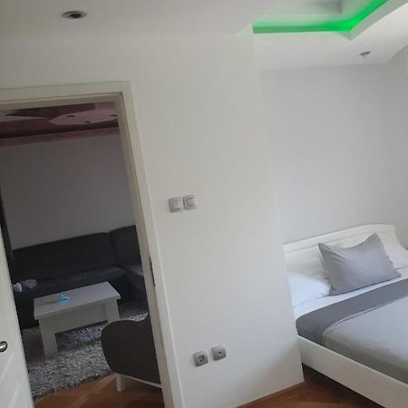 Apartament Loznicki stan na dan 2 - stan na dan Loznica Zewnętrze zdjęcie